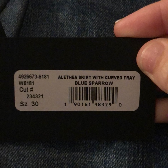 Brand new!! Never worn PAIGE denim skirt - Picture 4 of 5